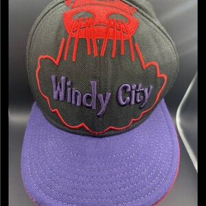 NEW ERA NBA CHICAGO BULLS WINDY CITY HAT BLACK FITTED 7 1/4 PREOWNED